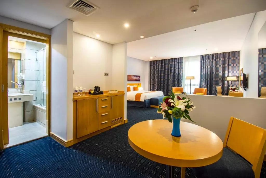 City Seasons Hotel and Suites Muscat
